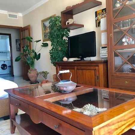 GATU Villa Isabel TERRAZA,PARKING,1ºLINEA PLAYA,WIFI,VISTA AL MAR Cádiz Kültér fotó
