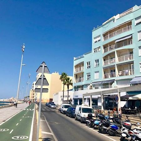 GATU Villa Isabel TERRAZA,PARKING,1ºLINEA PLAYA,WIFI,VISTA AL MAR Cádiz Kültér fotó