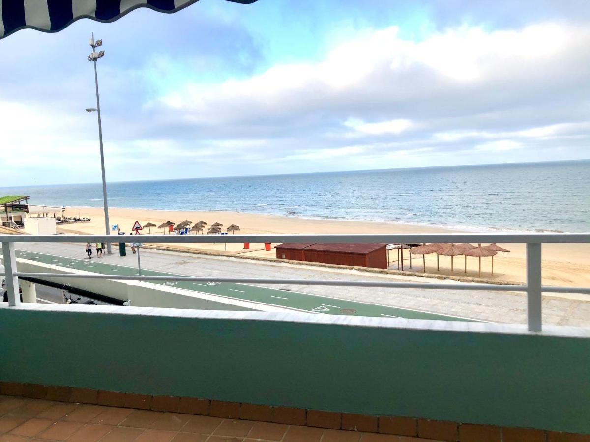 GATU Villa Isabel TERRAZA,PARKING,1ºLINEA PLAYA,WIFI,VISTA AL MAR Cádiz Kültér fotó